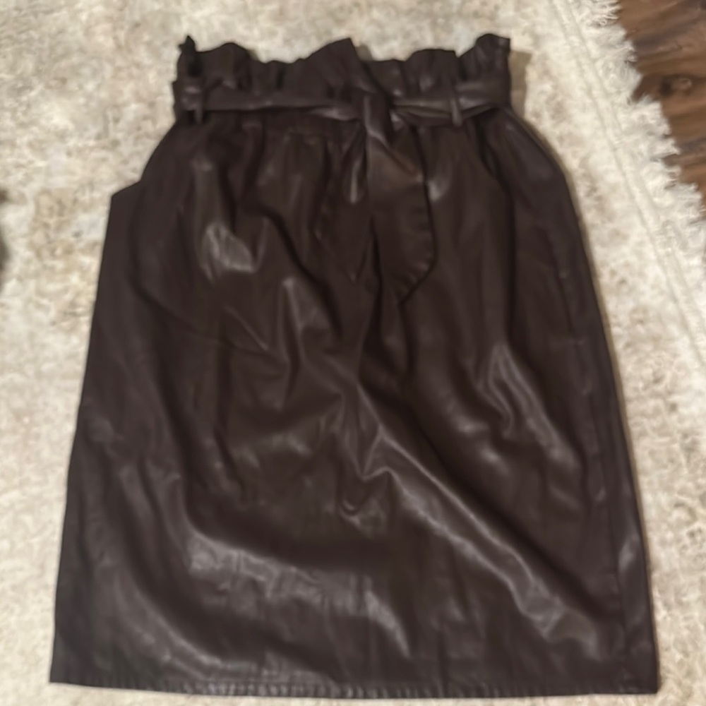 Elegant Burgundy Skirt